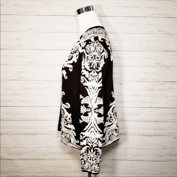 Chico Sweater - Picture 5 of 6